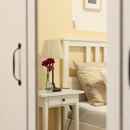 Dub - Free Parking Apartment *